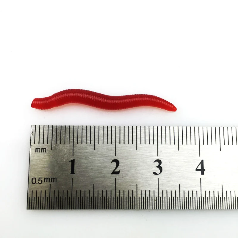 Red Earthworm Silicone Bait