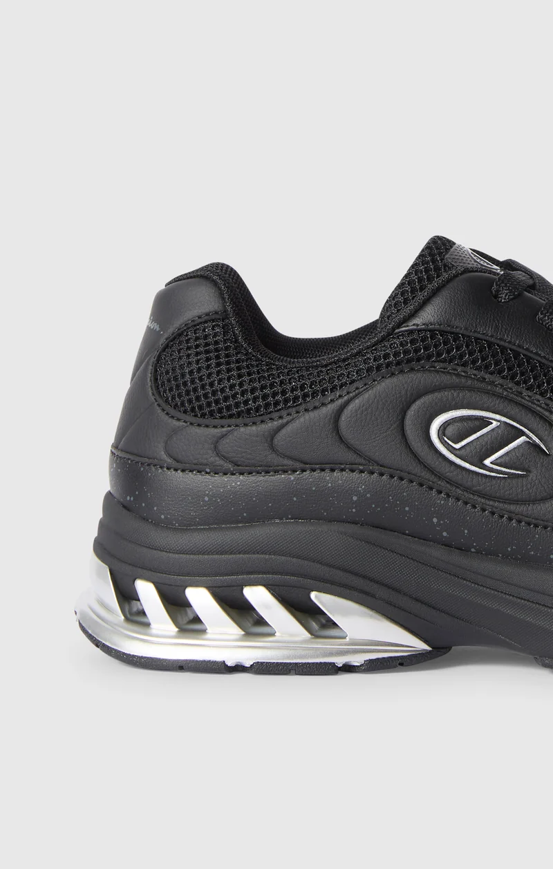 Unisex Eagle Run Low Cut Trainers
