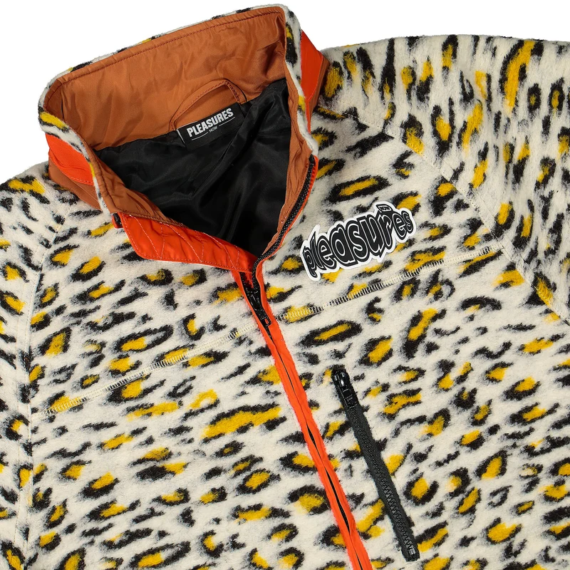Strain Fuzzy Jacket