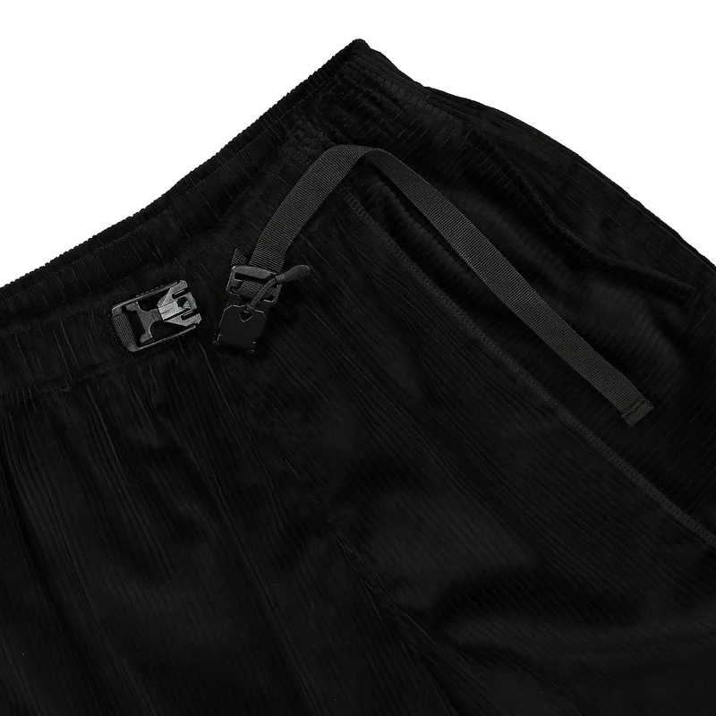 Flip Corduroy Shorts