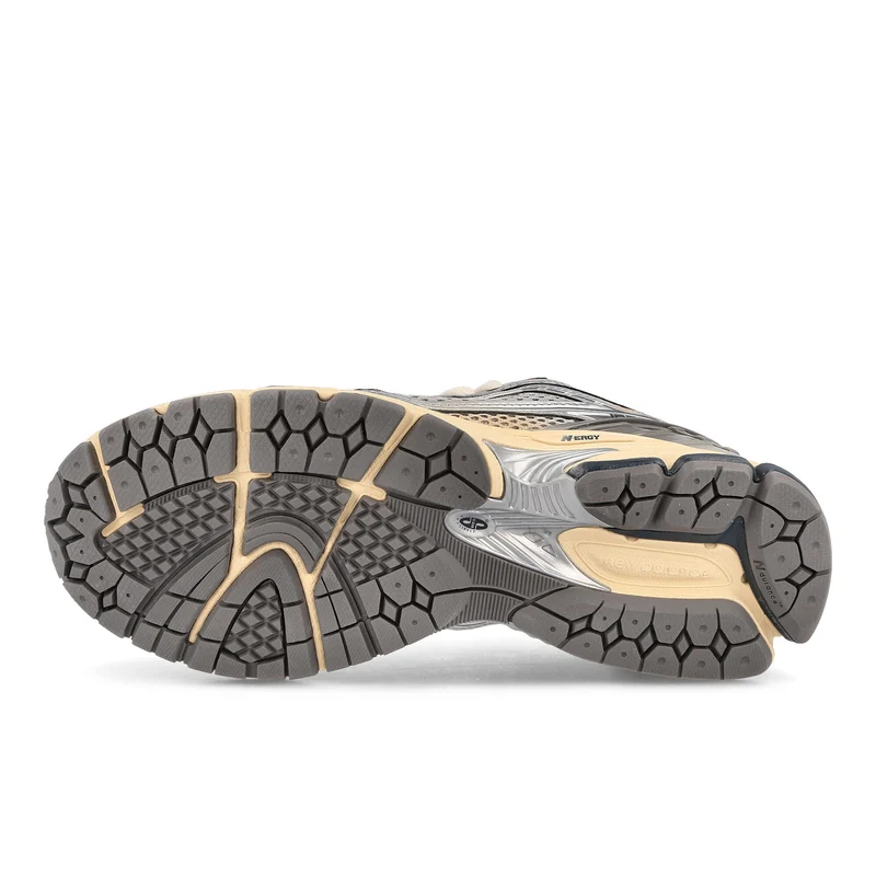 thisisneverthat x New Balance M1906RTI