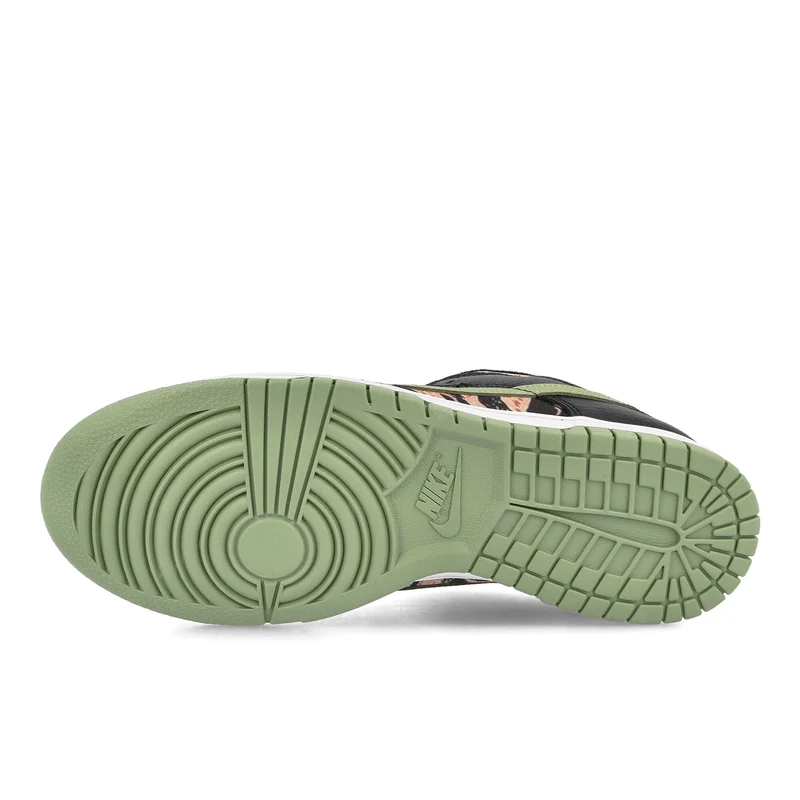 dunk low se