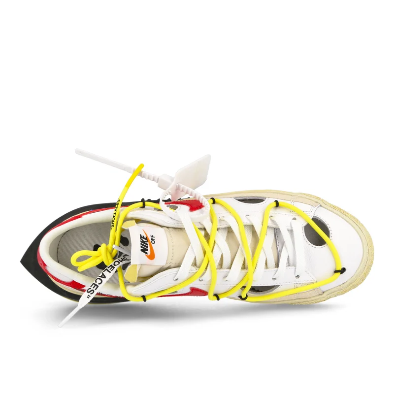 Blazer Low 77