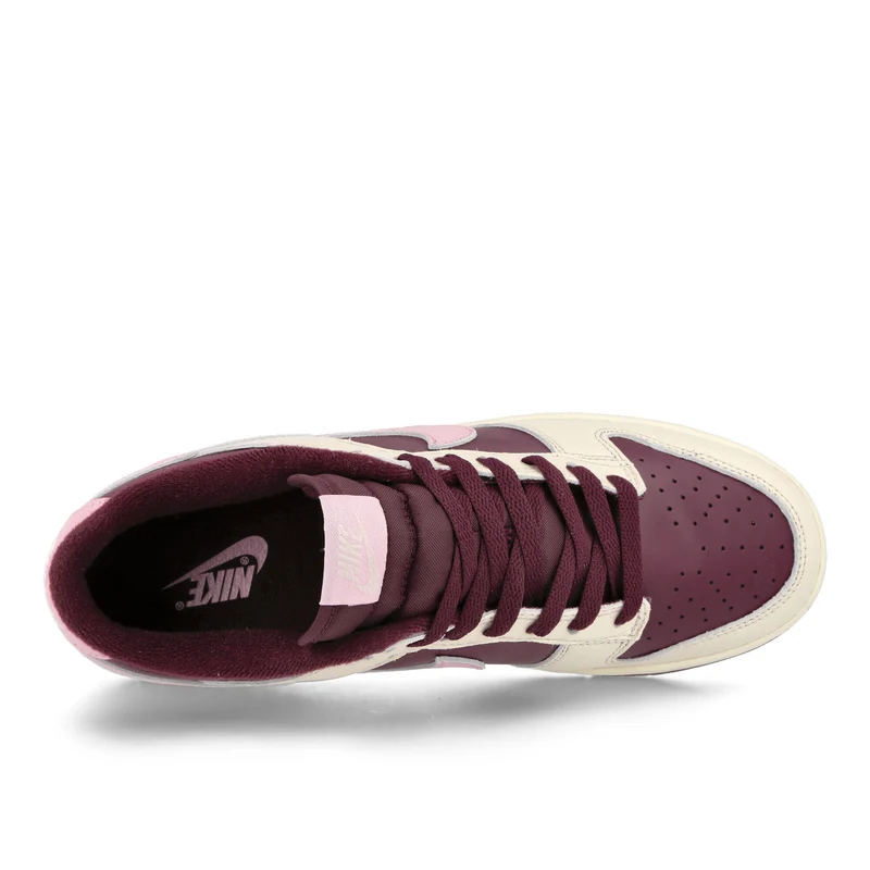 Dunk Low Retro PRM