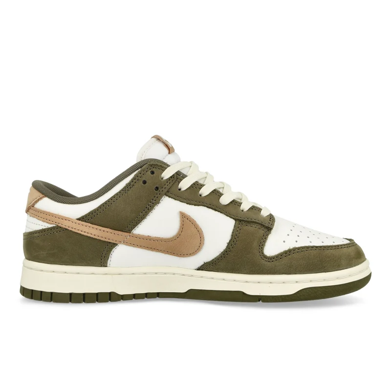 Dunk Low Retro Premium