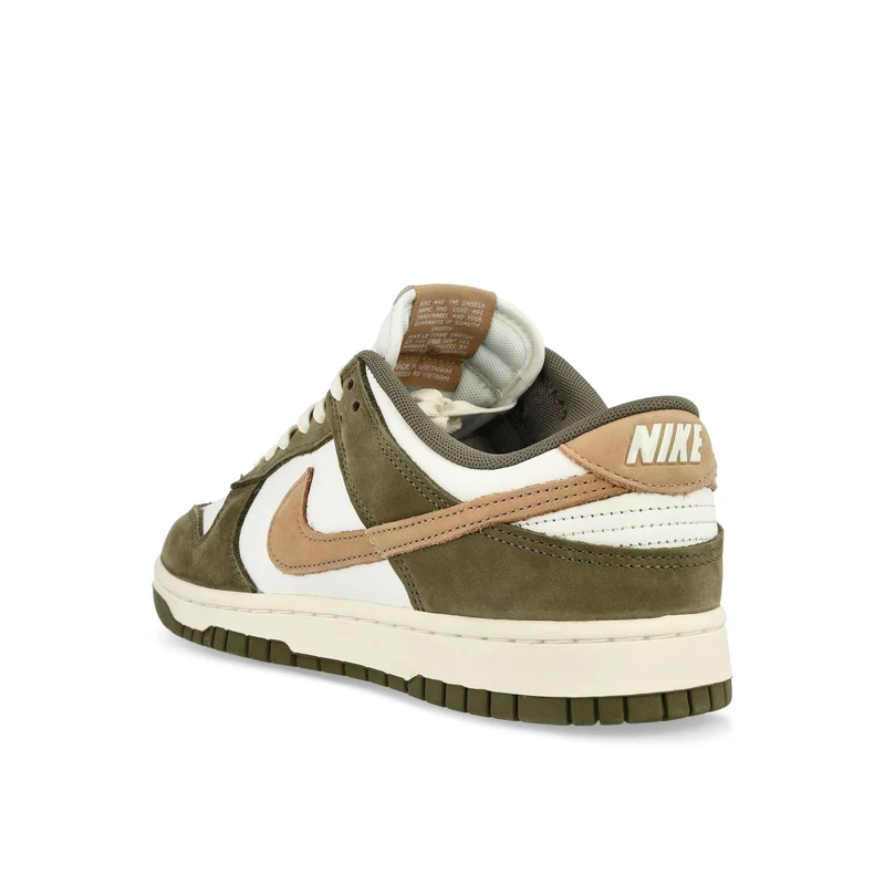 Dunk Low Retro Premium