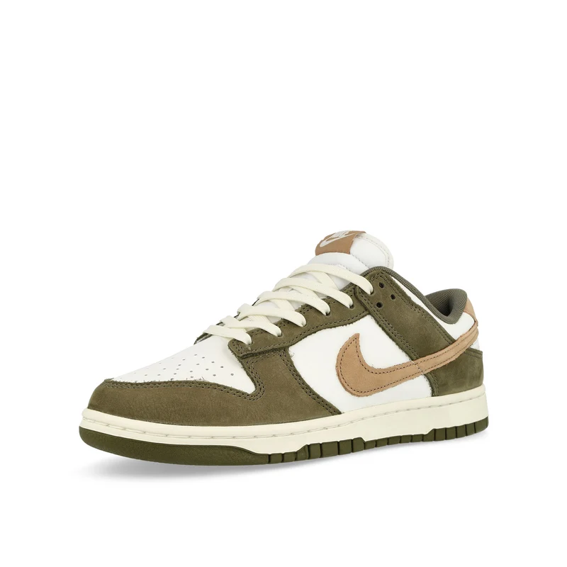 Dunk Low Retro Premium