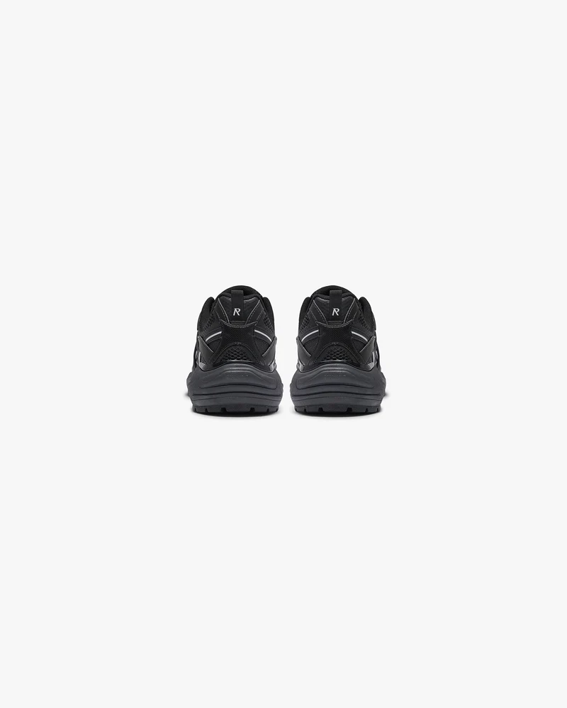 Storm Runner - Triple Black