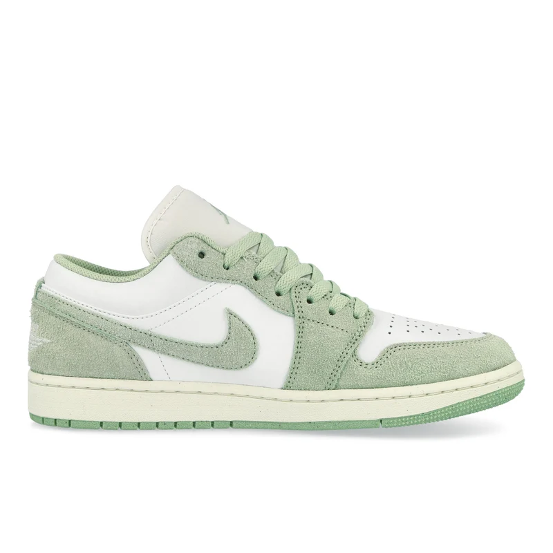 Air Jordan 1 Low SE