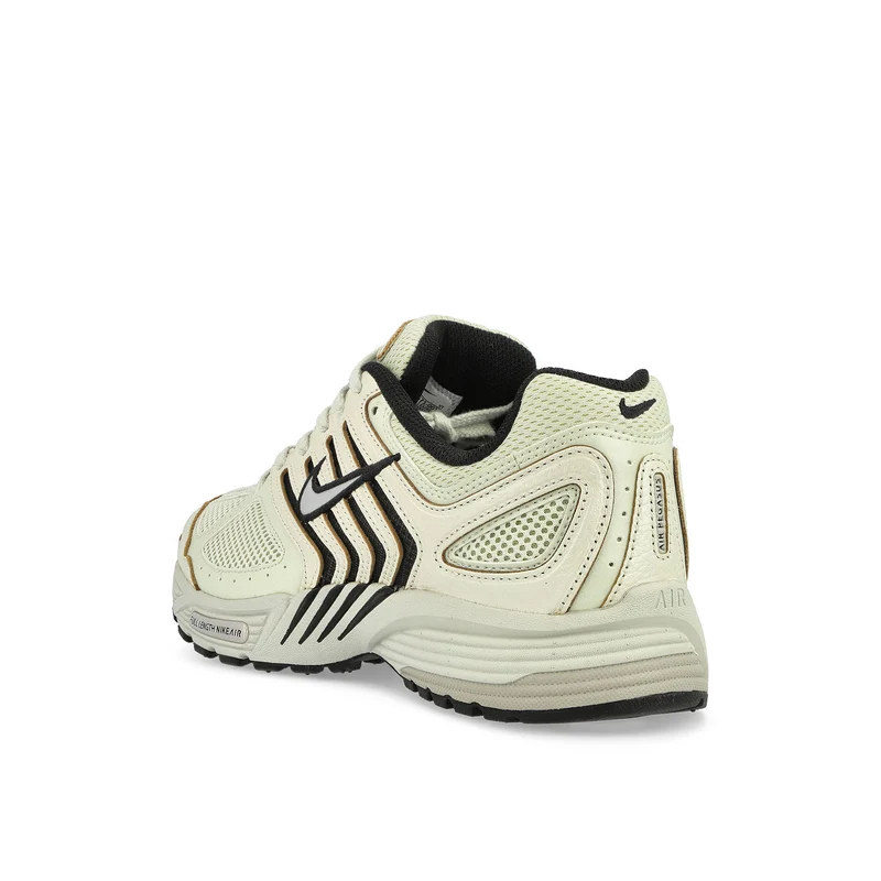 W Air Pegasus 2005