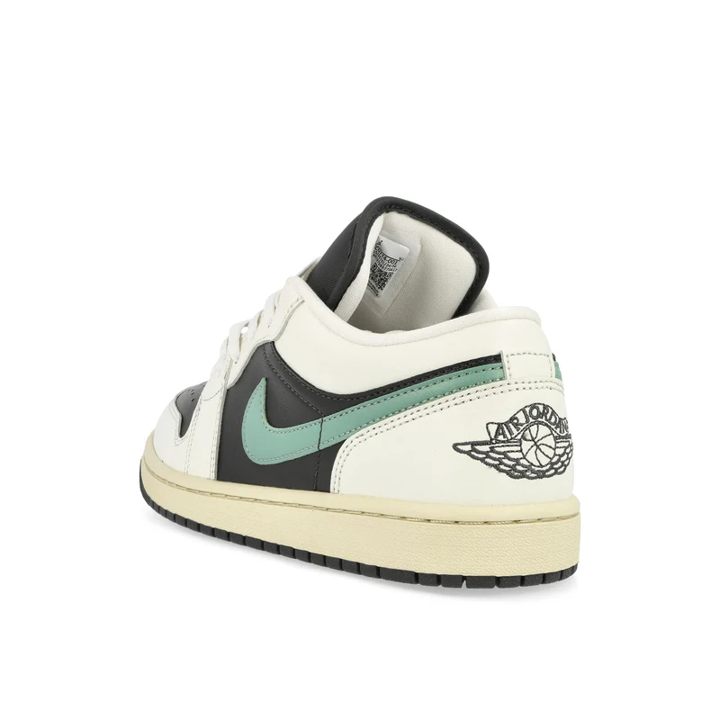 Wmns Air Jordan 1 Low