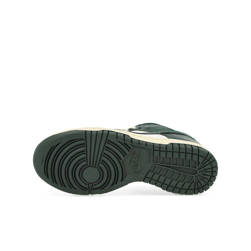 W Dunk Low