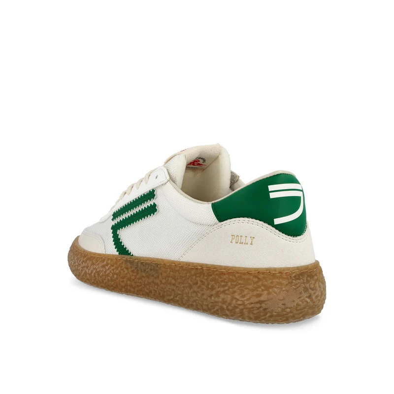 4.05 Polly Evergreen
