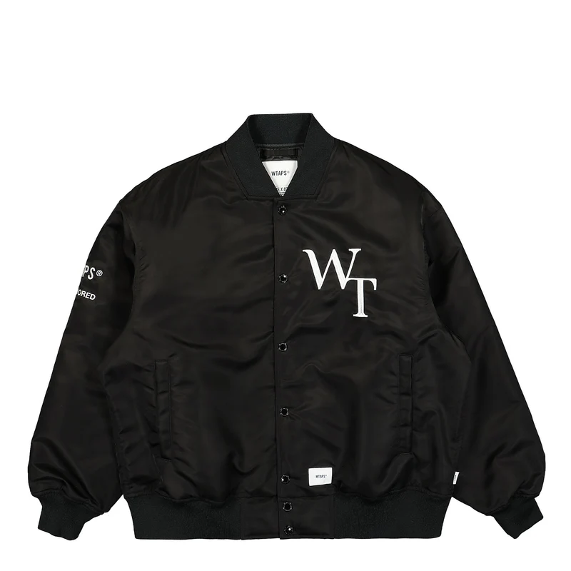 Team / Jacket / Nylon. Twill. League