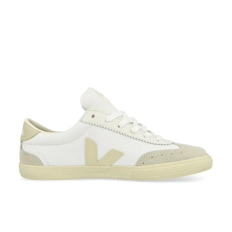 W Volley Canvas