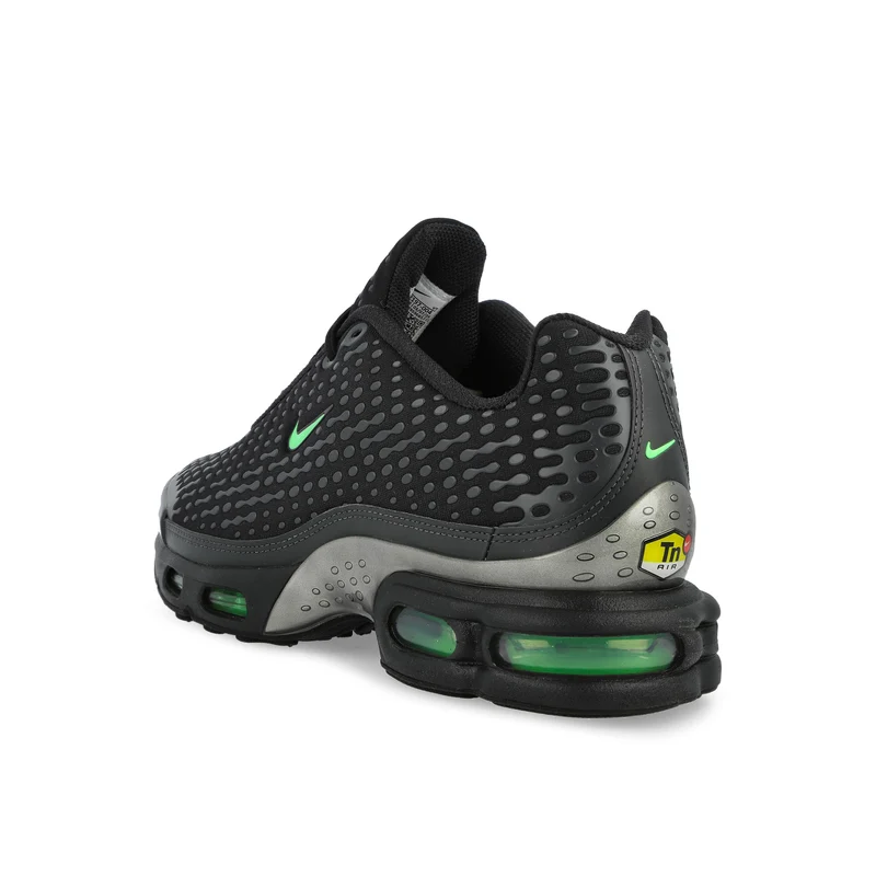 Air Max Plus VII