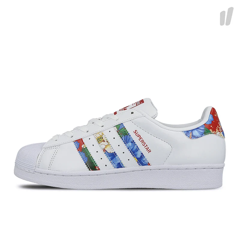 wmns superstar
