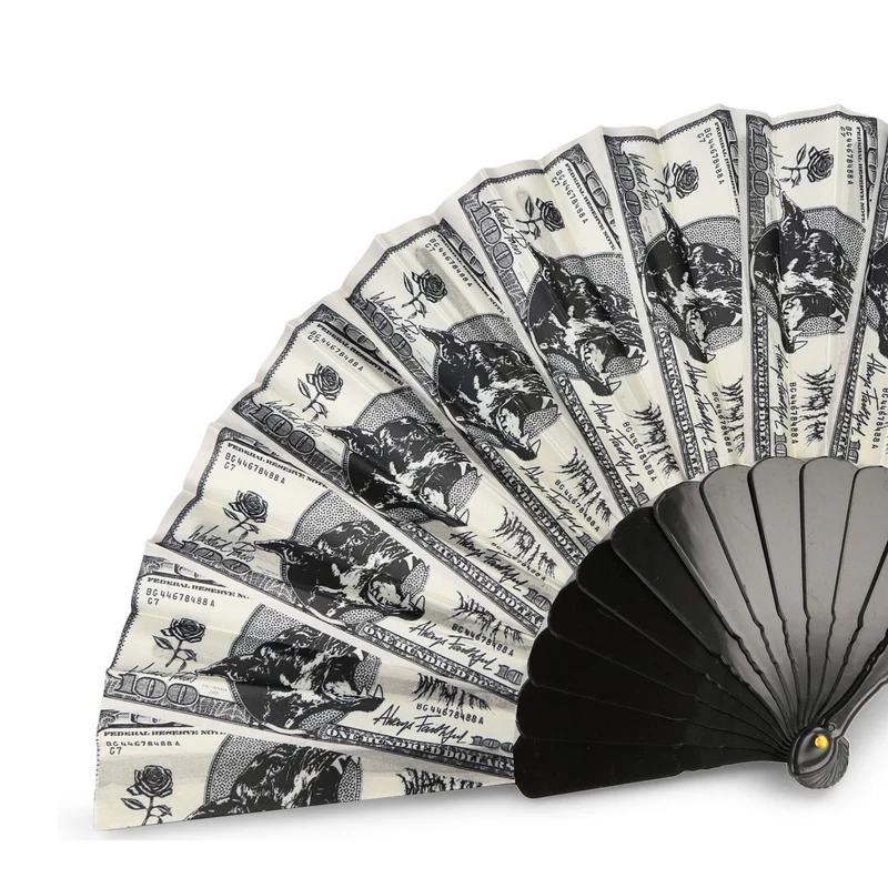 Fan Hundred