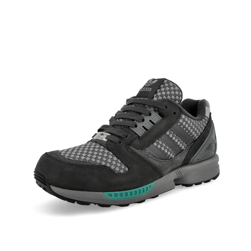 ZX 8000