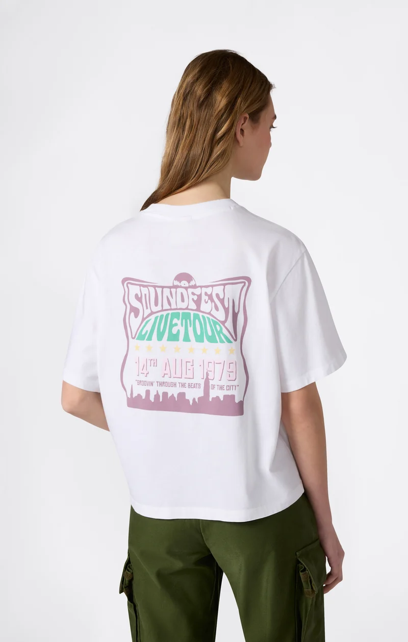 Women’s Loose Fit Graphic T-Shirt