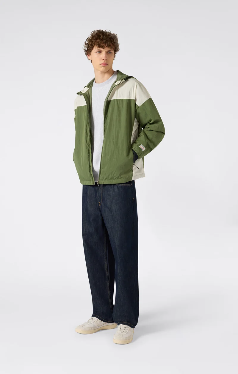 Men’s Lightweight Hooded Windbreaker Jacket