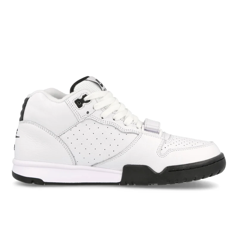 Air Trainer 1