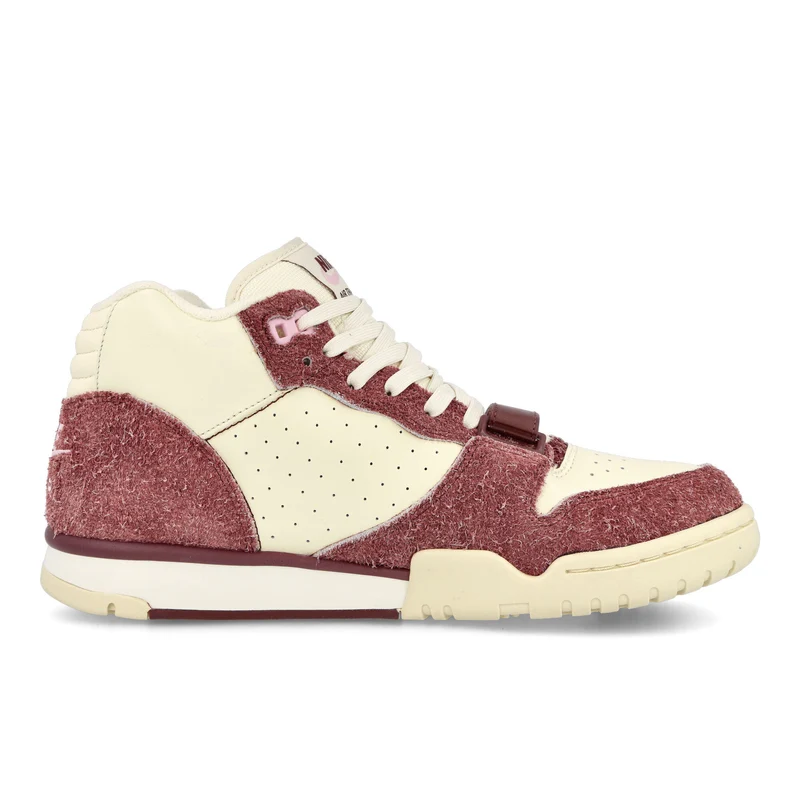 Air Trainer 1