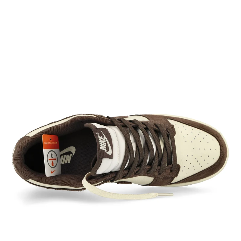 Dunk Low Retro SE