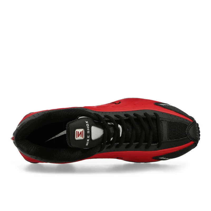 Shox R4