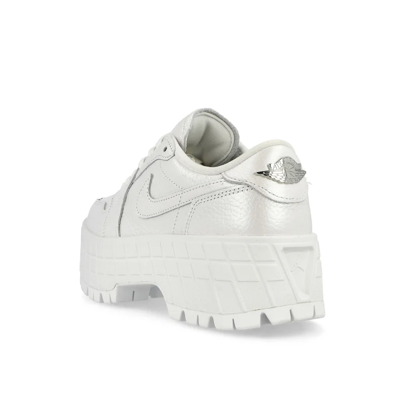 W Air Jordan 1 Brooklyn Low