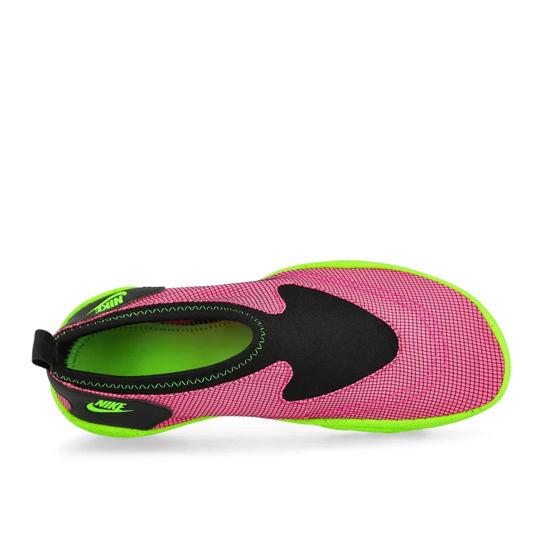 W Aqua Turf