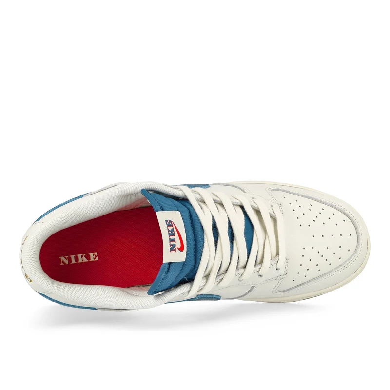 Dunk Low SE