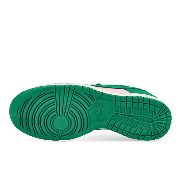 Dunk Low Retro