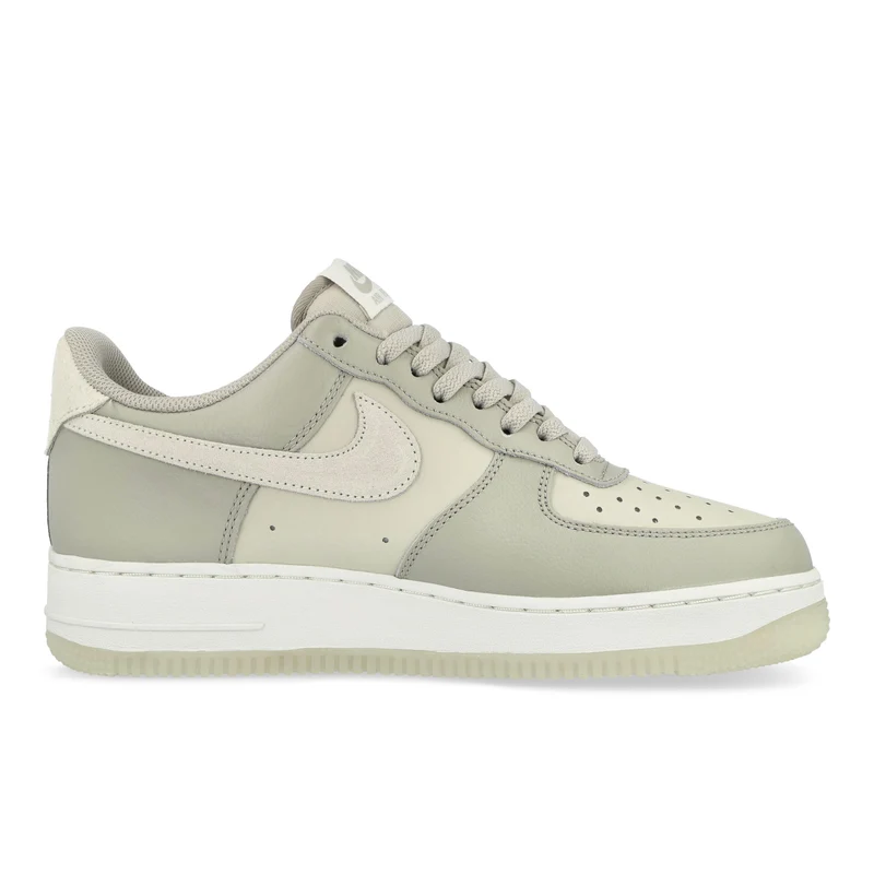 Air Force 1 '07 LV8