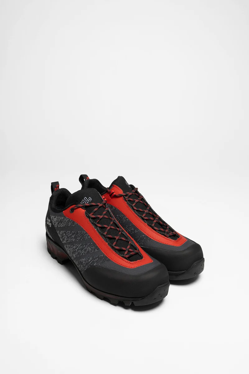 Ferrata Low GTX Herren (Black/Red)