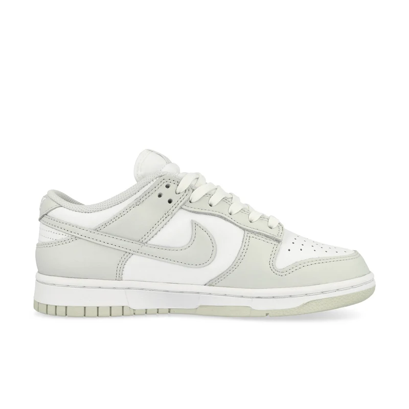 W Dunk Low