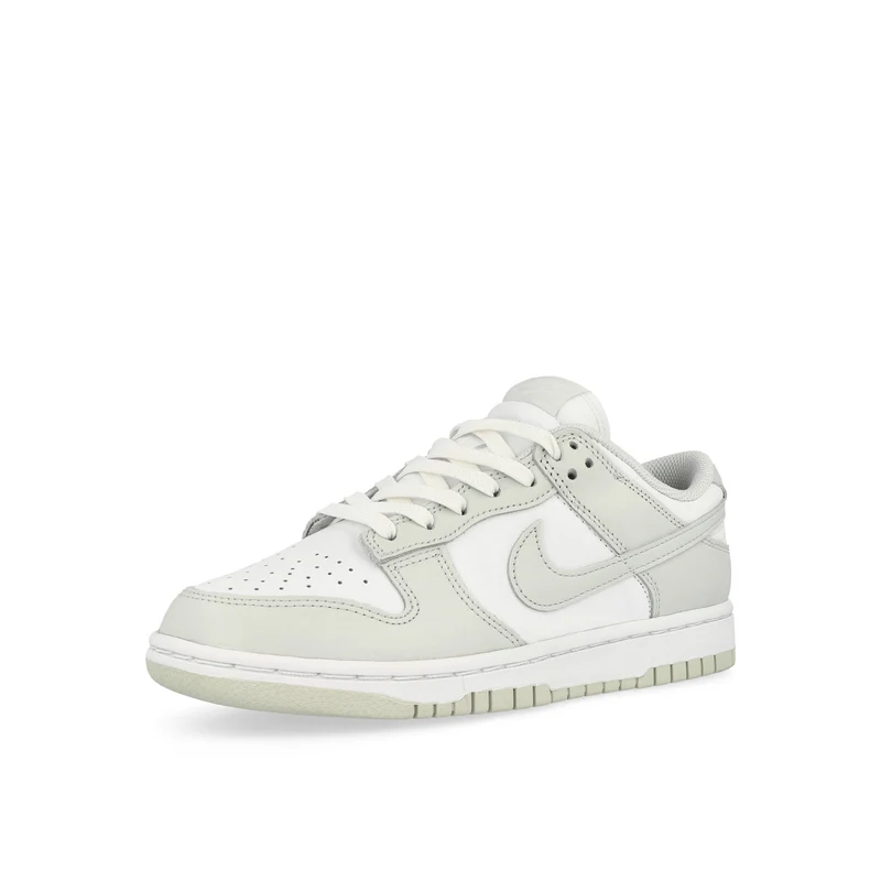 W Dunk Low
