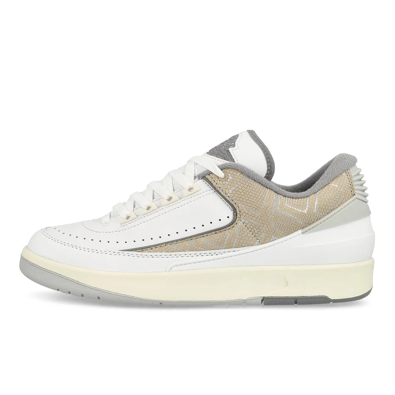 Air Jordan 2 Retro Low