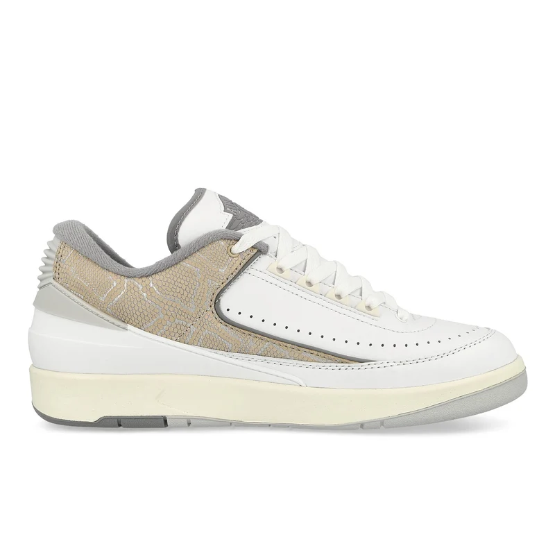 Air Jordan 2 Retro Low