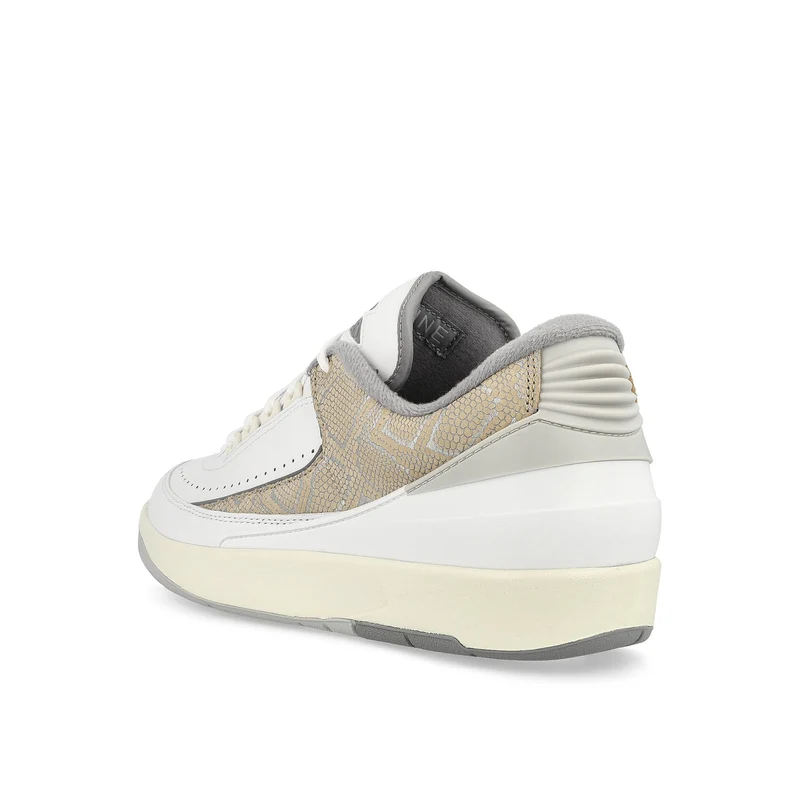 Air Jordan 2 Retro Low