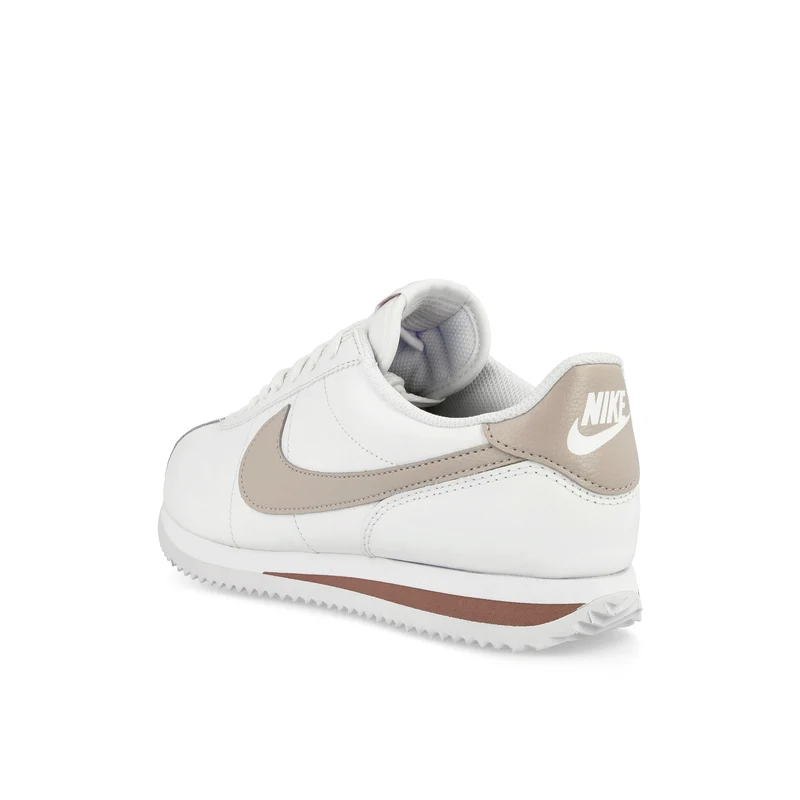 W Cortez