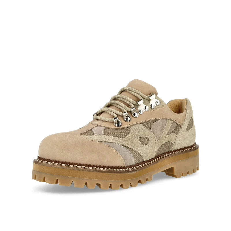 Low Boots With Swirls