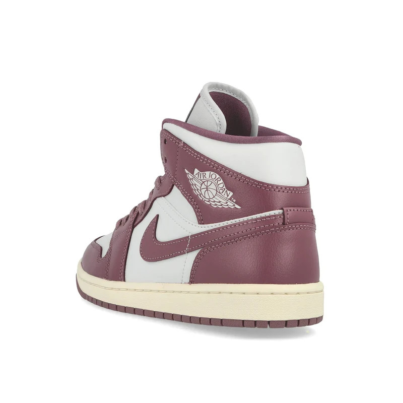 Wmns Air Jordan 1 Mid