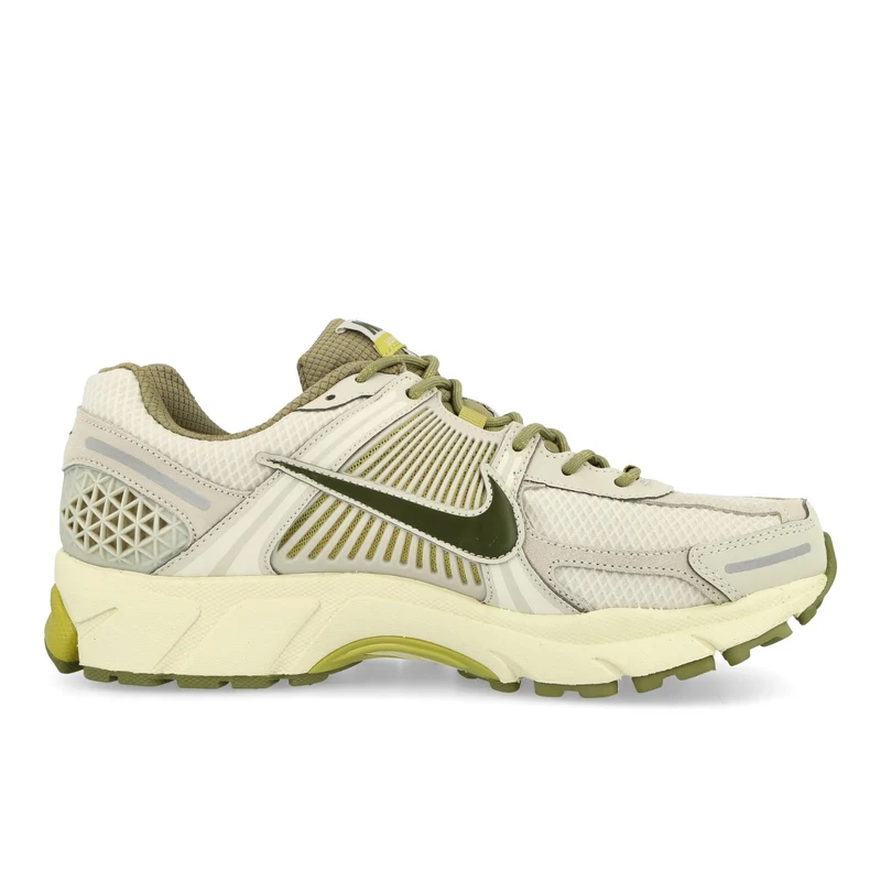 Zoom Vomero 5