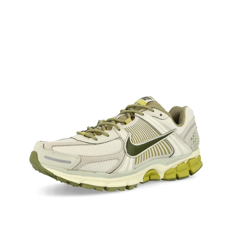 Zoom Vomero 5