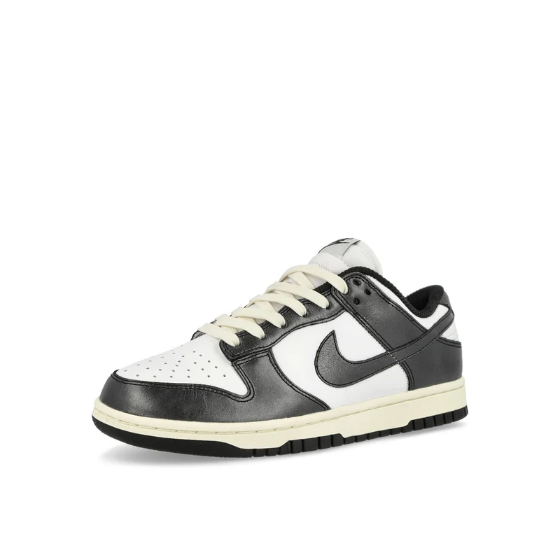 W Dunk Low Premium