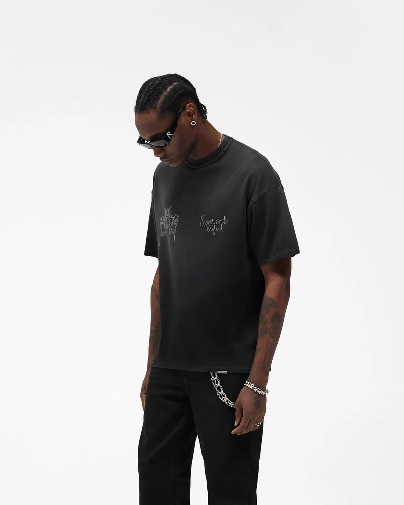 Hand Drawn Thoroughbred T-Shirt - Aged Black