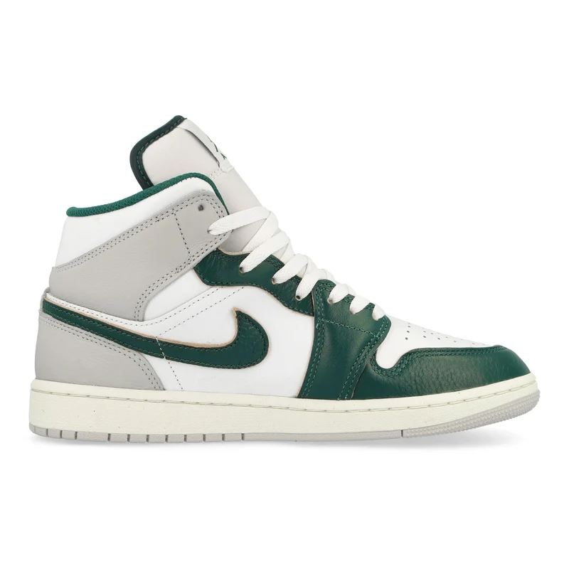 Air Jordan 1 Mid SE