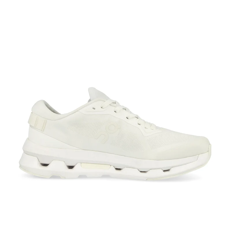 Wmns Cloudzone