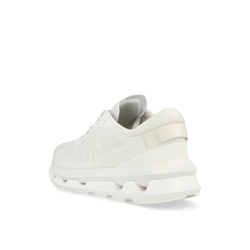 Wmns Cloudzone